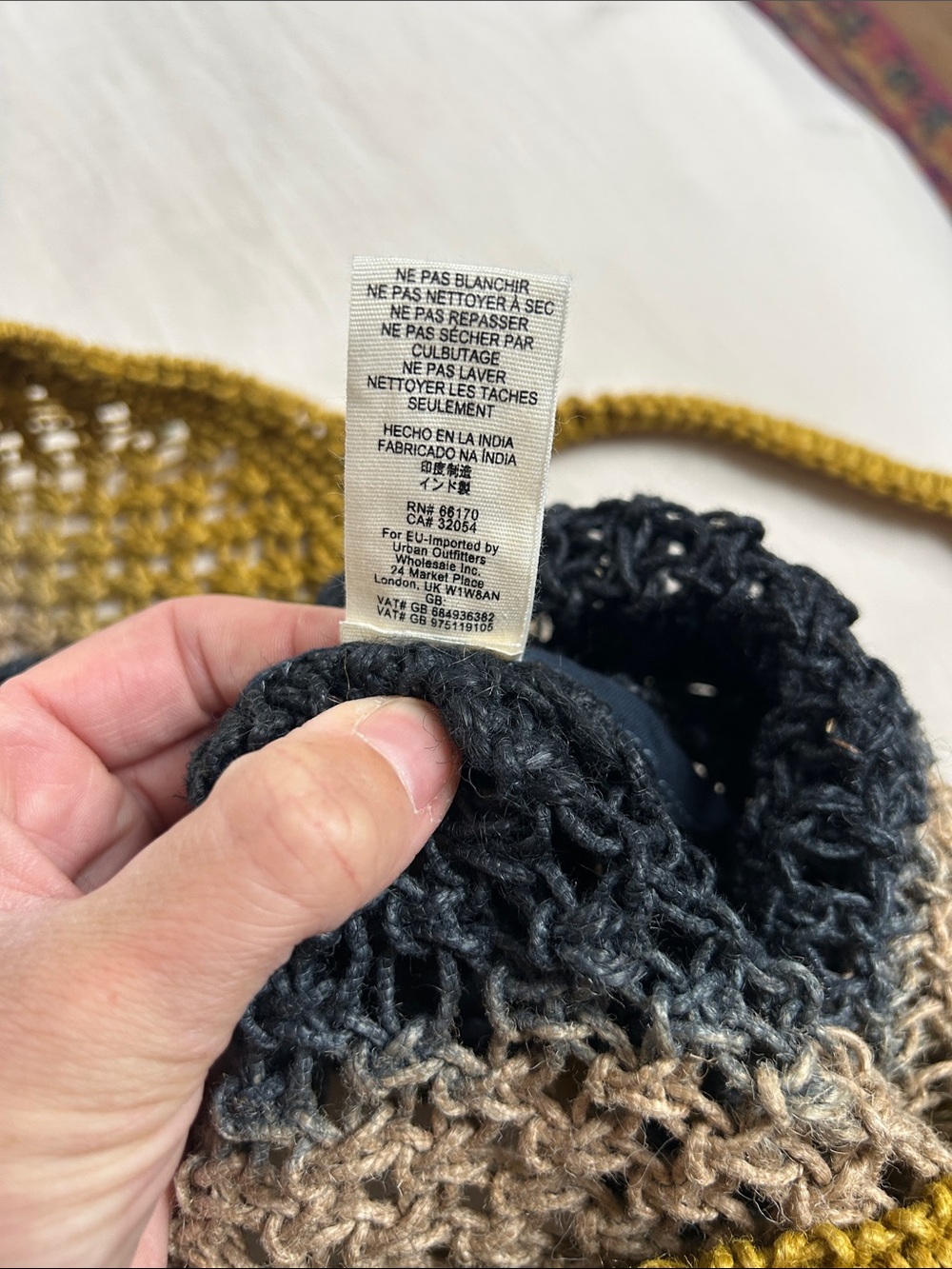 Free People 100% Jute Ombré Bag. 19” wide x 13” long while flat. - Picture 5 of 5